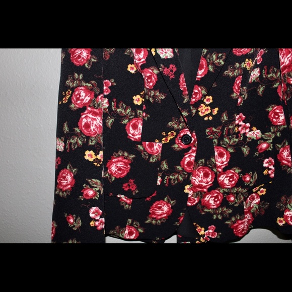 ModCloth Floral Blazer NWOT - Picture 4 of 5